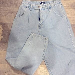 Fashion nova boyfriend fit jeans light blue